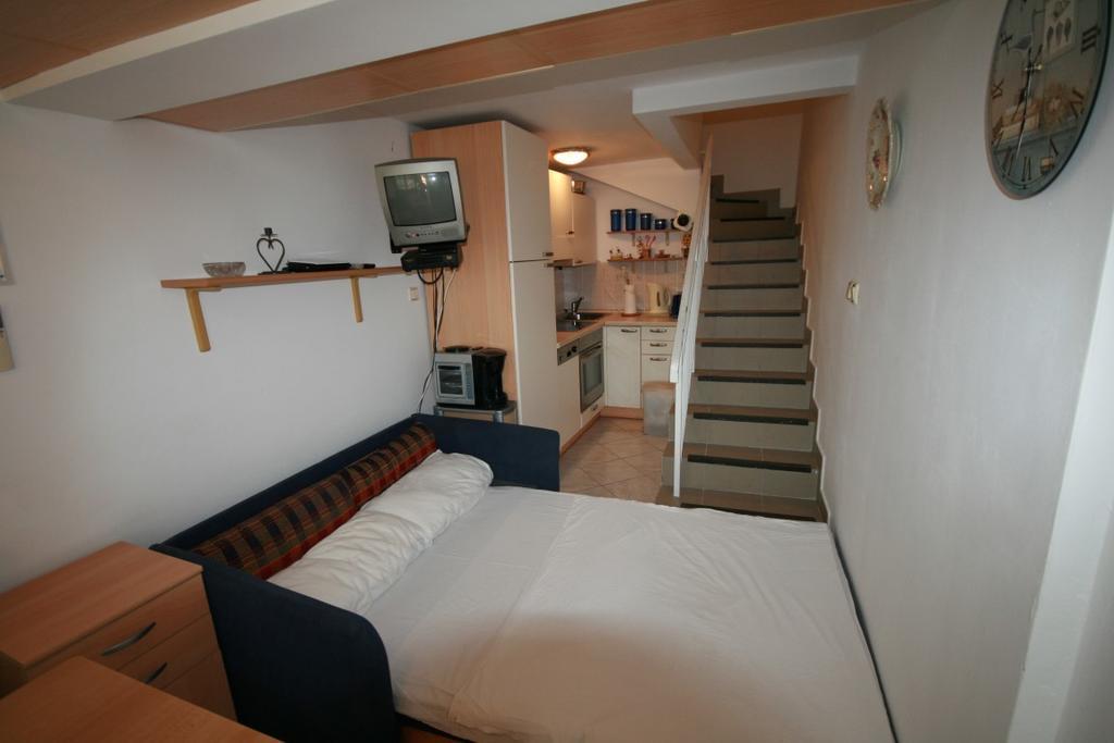 Apartment Ana Crikvenica Cameră foto